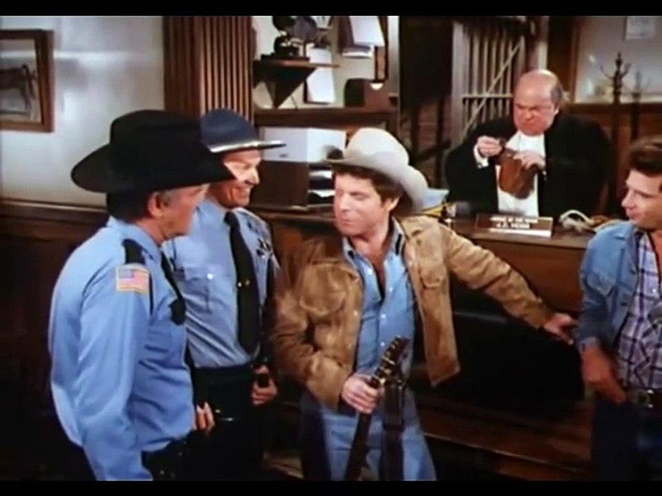 Ein Duke kommt selten allein S02E19-Der Texaner