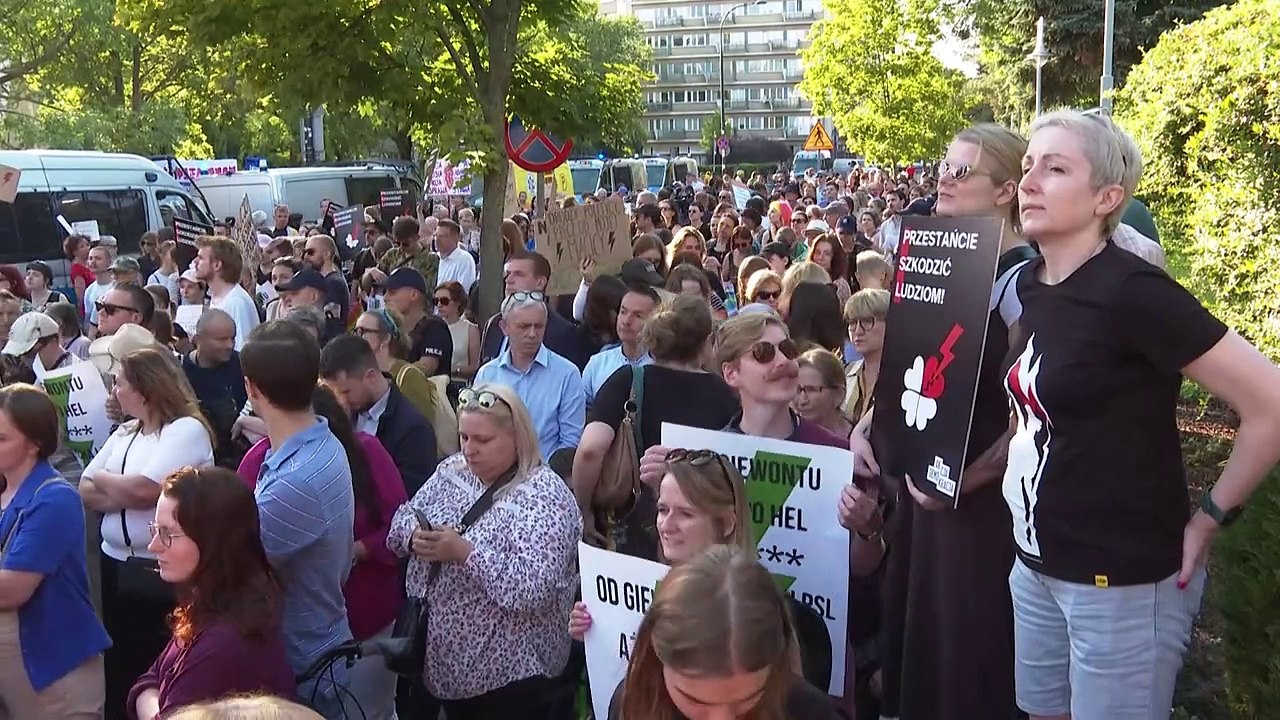 Tausende fordern Liberalisierung des Abtreibungsrechts in Polen