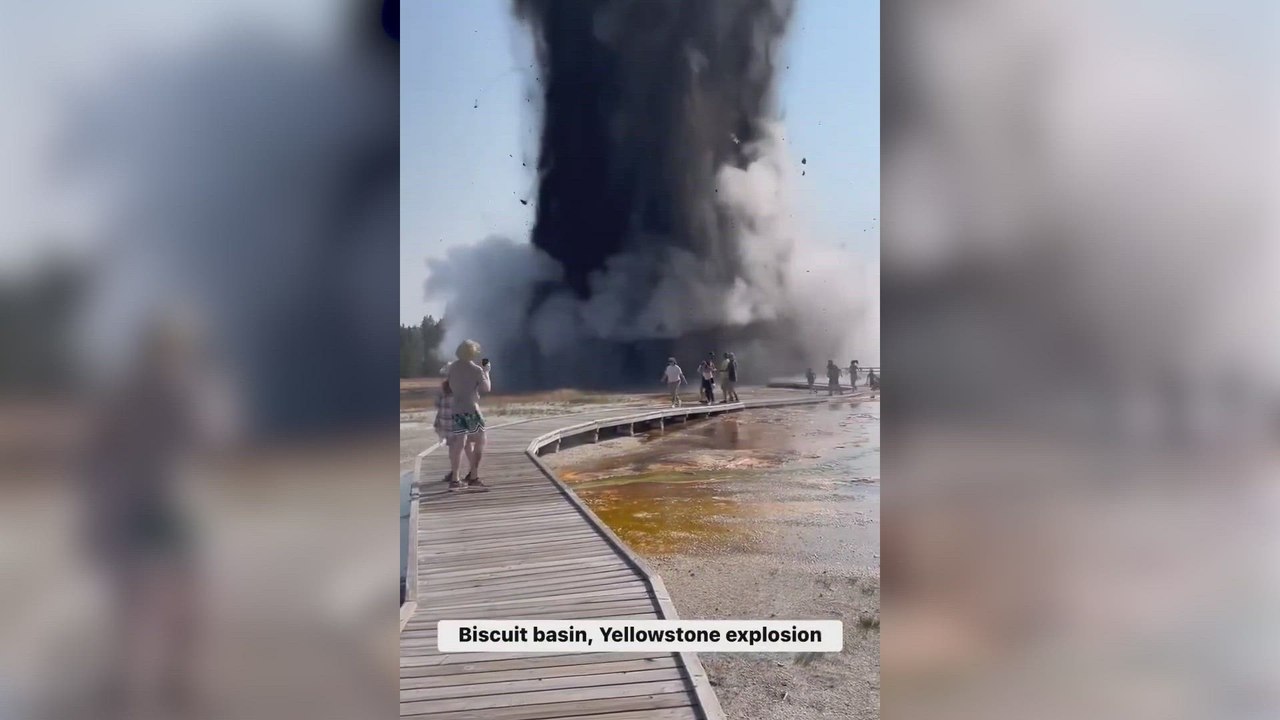 Terrifying explosion at Yellowstone sparks panic among tourists