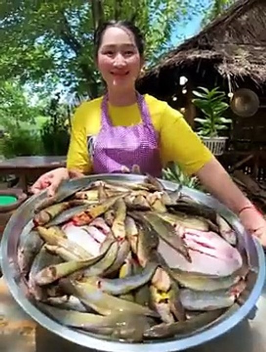 Unique cooking Catfish and Stingray recipe, Mommy Chef Sros cook delicious - Cooking with Sros