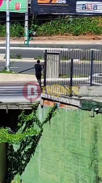 Grupo é flagrado furtando materiais de antigo prédio da Secretaria de Educação