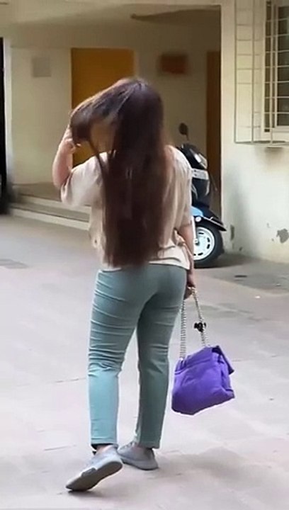 kya bolti company viralreelstrandingshorts longhair viralreels @Ankita-patel.anki-vlog
