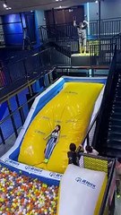 907this-trampoline-is-so-helpful-fly-through-the-air-like-superman-would-you-like-to-try-it-on-720-ytshorts.savetube.me