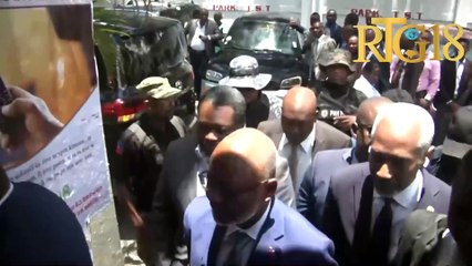 konseye prezidan Emmanuel Vertilaire vizite TPI Pòtoprens epi fè deklarasyon patrimwàn li.