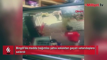 Madde bağımlısı şahıs sokaktan geçen vatandaşlara saldırdı