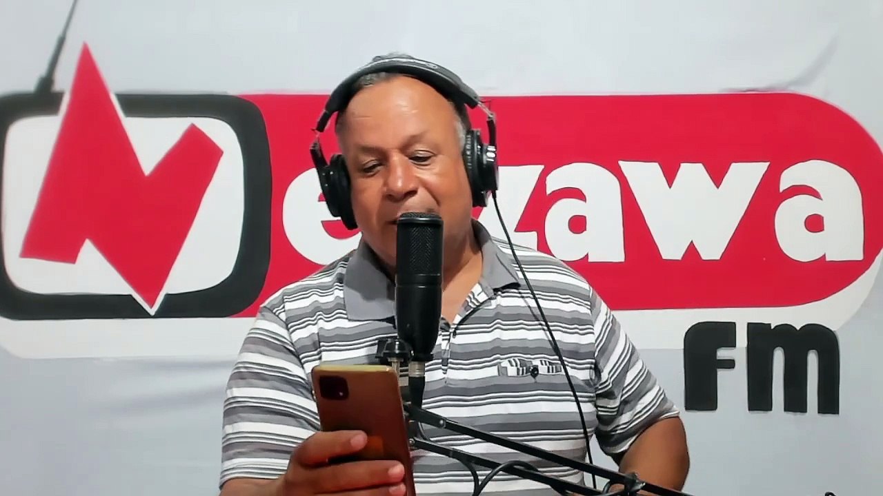 برنامج المقهى الثقافي فقرة كاتب في سطور  التعريف بالدكتور عادل عبدالنور..أصيل دوز الغربي