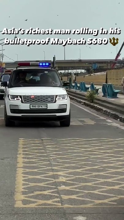Asia's Richest Man rolling in his Bulletproof Maybach S680   #AnantRadhikaCelebration #ARWeddingCelebrations #AnantRadhikaWedding #anantandradhika #anantambaniwedding #anantwedsradhika #AnantRadhika #radhikamerchant #anantambaniradhikamerchantwedding #A