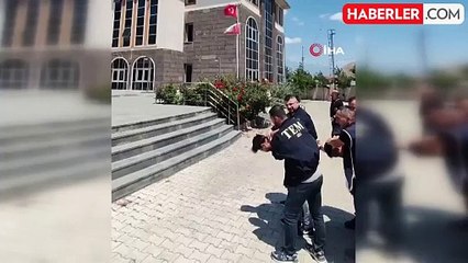 Ağrı'da PKK lehine slogan atanlar gözaltına alındı