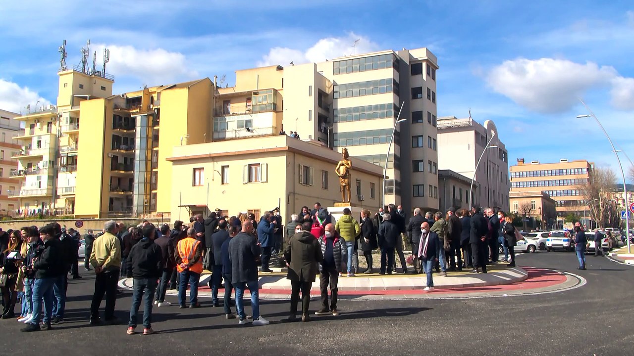 LA STATUA MESSINA DIFFIDA MESSINA