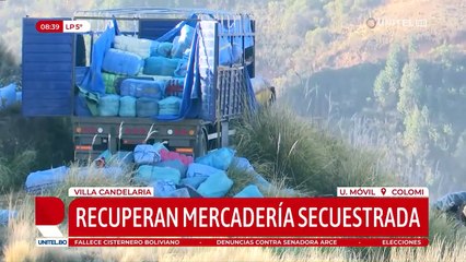 Desconocidos retiran carga de camión de presunto contrabando, mientras la Policía aguarda refuerzos