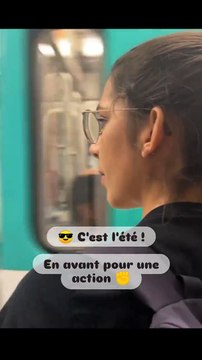 Huit personnes ont été placées en garde à vue à Paris, simplement pour avoir collé des autocollants critiquant les Jeux Olympiques dans le métro : Les JO c'est pas jojo