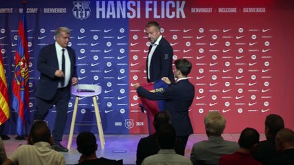 Hansi Flick officiellement présenté à la presse