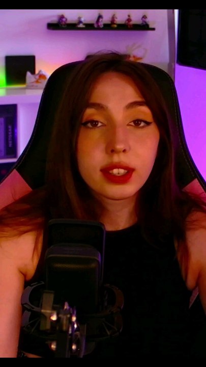 ⚠️⚠️ Discrimination au parc asterix ! Si vous vous appelez Romain, Romaine, Roman, Romane vous avez accès au parc gratuitement jusqu'au 31 août ! Profitez du bon plan  mais moi j'en profiterais pas #bonplan #astuces #astuce #tips