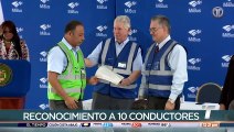 Hacen reconocimiento a diez conductores destacados de Metrobús