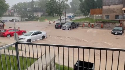 Burlington, Ontario: Coffee-lover completely no-sells the intensity of storm