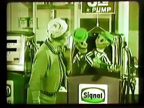 1960s Signal gasoline TV commercial - Marion Lorne (Aunt Clara - Bewitched )