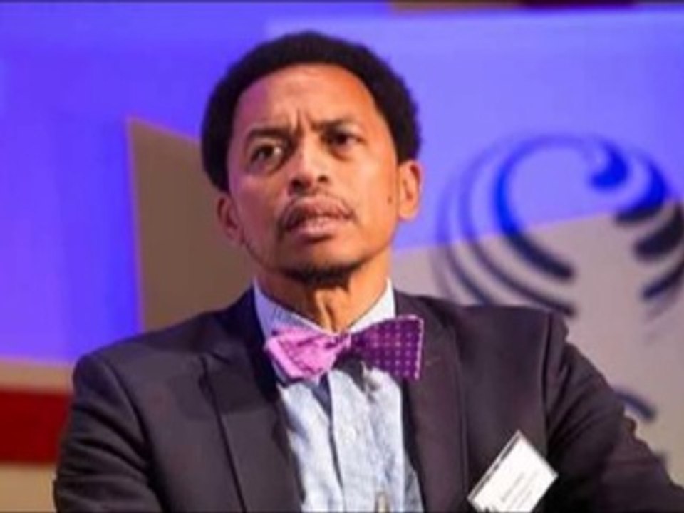 LEWIS SPEAKS ON PEACE AT OLYMPICS