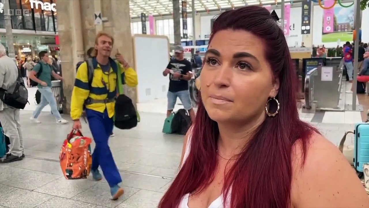 Paris Olympics-  arson attacks bring chaos to French rail network before opening ceremony - BBC News