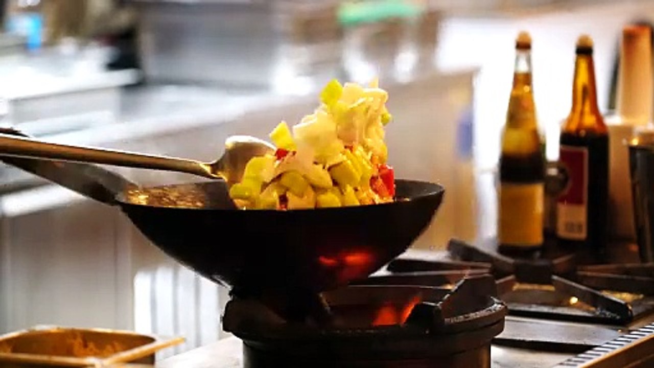 2620043-uhd_3840_2160_25fps