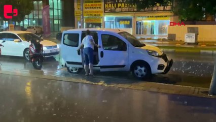 Antalya'da sağanak hayatı olumsuz etkiledi