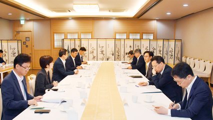 "배추·무 하루 3백 톤 이상 공급...수산물 비축 전량 방출" / YTN