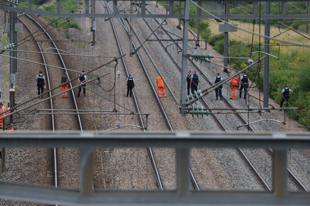 Sabotageakte legen Frankreichs Bahnnetz lahm
