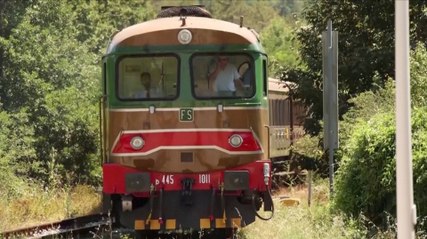 Vintage Trains in Italy Entice Tourists Away from the Beaten Path