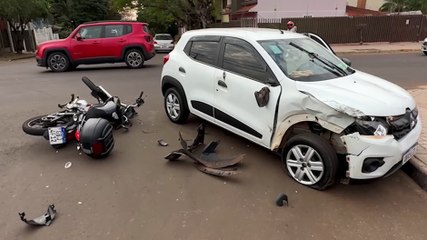 Jovem de 19 anos fica ferido em acidente no Maria Luiza