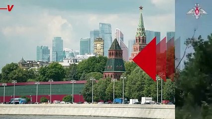 Russia’s Central Bank Raised Interest Rates, Defying Some Elites