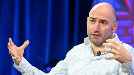 Tinder and Bumble are tanking because they treat men badly, Grindr CEO said