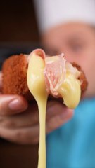 Camembert au jambon cru panés extrement coulant !