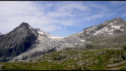 Il ghiacciaio dell'Adamello minacciato dalla sabbia del Sahara