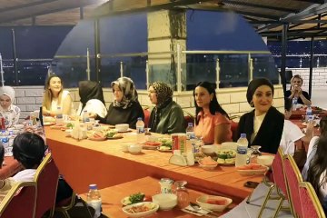 Şanlıurfa Emniyet Müdürünün eşi, Polis eşleriyle bir araya geldi