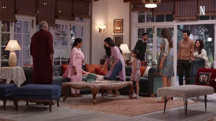 Best Hindi Movie Clip Shraddha s ADORABLE First Meeting With Ranbir s Family in #TuJhoothiMainMakkaar ❤️