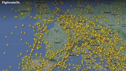 Moment flights detour as Olympics no-fly zone opens up over Paris