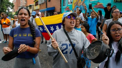 Gran cacerolada en Caracas contra el fraude de Nicolás Maduro