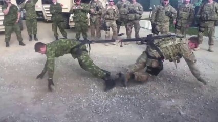 USA vs Canada One on one soldier Tug of War,