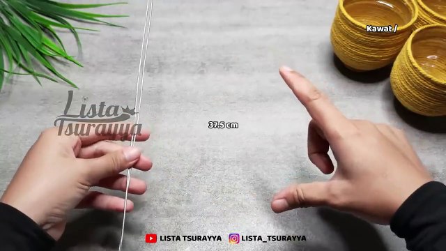 Plastic Bottle Flower Vase DIY Ideas _ Home Decor _ Ide Kreatif Rak dari Botol Plastik Bekas