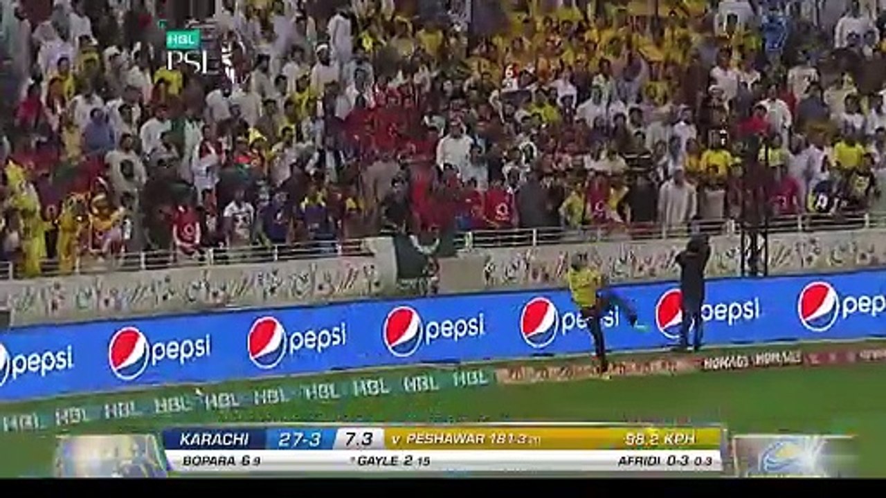 Shahid Afridi vs Chris Gayle _ Boom Boom vs Universe Boss _ 6️⃣-4️⃣-6️⃣-6️⃣ _ HBL PSL 2017 _ MB2A(720P_60FPS)