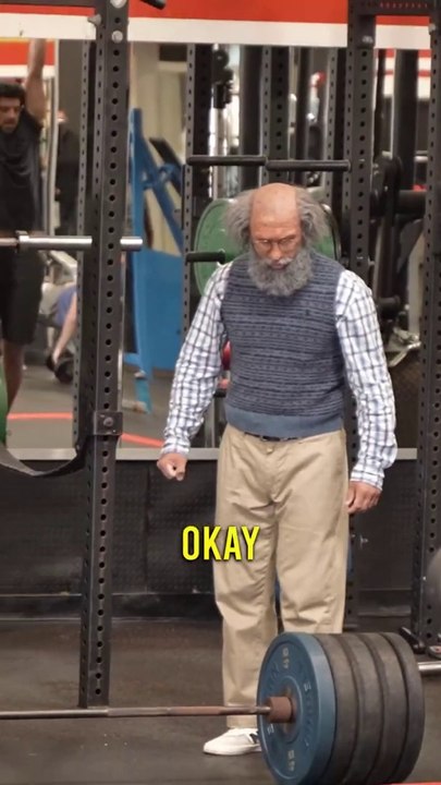 ELITE Powerlifter ANATOLY Pretends to be Old Man in GYM #anatoly #fitness #gym