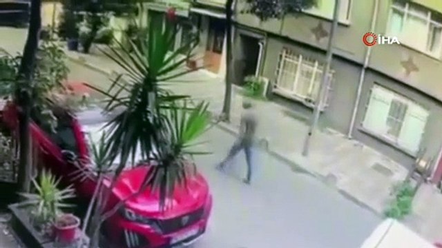 Akılalmaz hırsızlık kamerada: Çaldığı şeye inanamayacaksınız