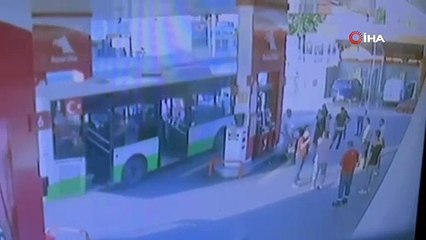 'Niye çöp atıyorsun' dedi, 15 kişi tarafından darbedildi