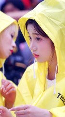 노란우비속에 숨겨진 뿌까 이주은(Lee Ju-Eun)