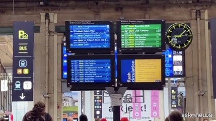 Il traffico riprende a fatica a Parigi dopo l'attacco alla rete Tgv