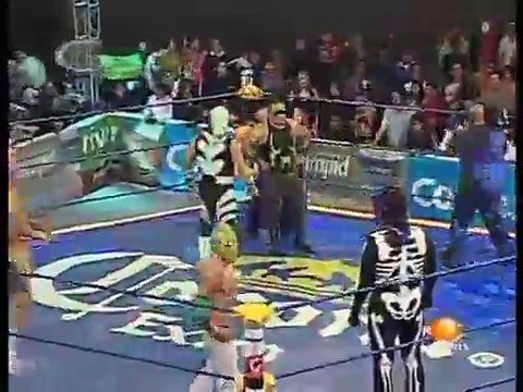 Angel Mortal, Gran Apache & Mantra vs. Atomic Boy, Lasser Boy & Zumbi ( 2010.02.05 @ AAA Sin Limite Puebla )