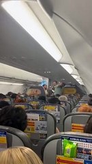 yolculardan uçak rötarına tepki