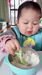 baby_eating_food__#cute_#shorts_#baby_#youtubeshorts_#status(360p)