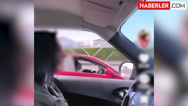 İstanbul'da PKK Propagandası Yapan 13 Örgüt Sempatizanı Yakalandı