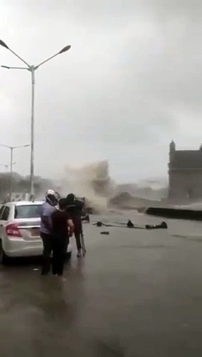 Strom waves