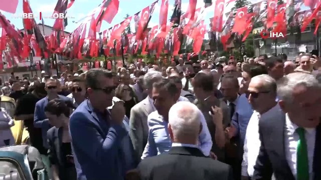 Cumhuriyet Halk Partisi Genel Başkanı Özgür Özel ilçeye vosvos ile geldi